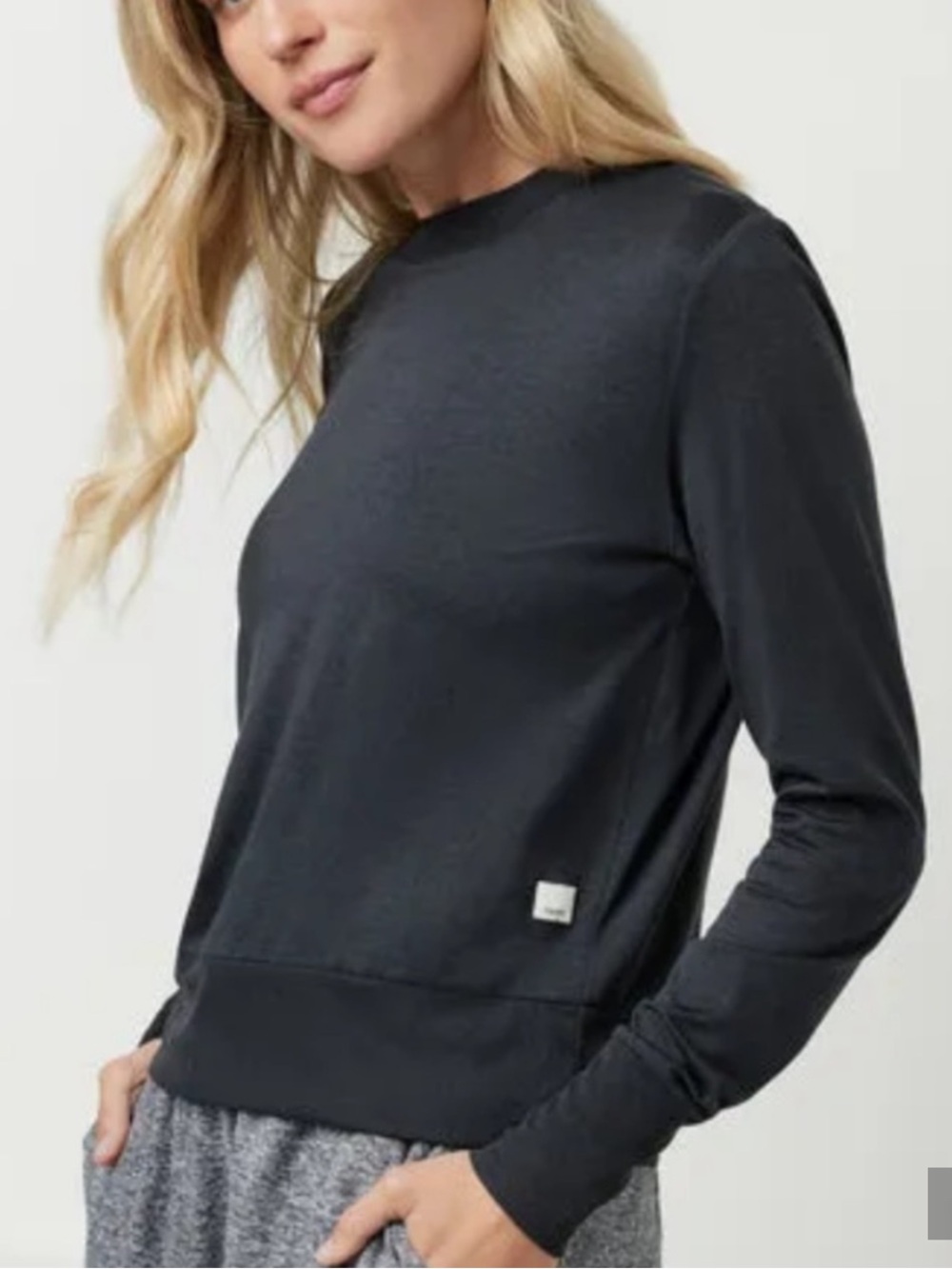 Vuori daydream crew black heather Long Sleeve Crew Sweatshirt